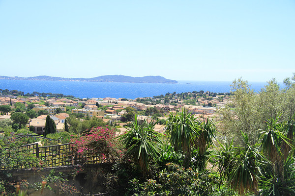 Villa with sea view in Carqueiranne