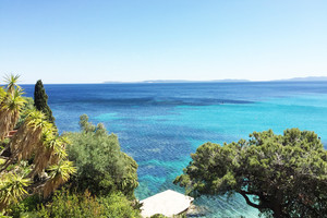 Waterfront property in le Lavandou 