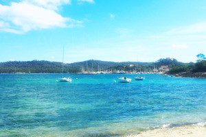 apartment with sea view in Porquerolles 