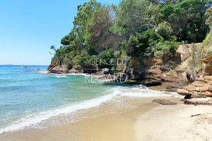 Waterfront property in Rayol Canadel