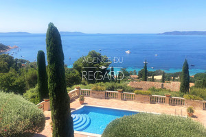 Sea view property in Cavalire