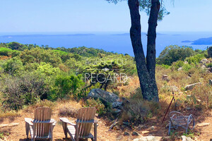 Property with sea view in le Lavandou