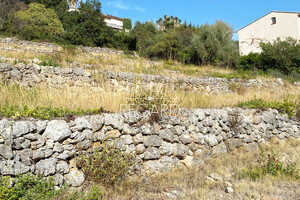 plot for sale in Carqueiranne