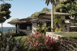 Waterfront property in Le Lavandou