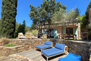 property with sea view in le Lavandou