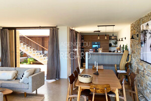 property with sea view in Gaou B�nat