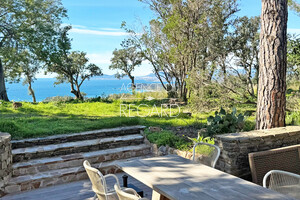 property with sea view in Gaou B�nat