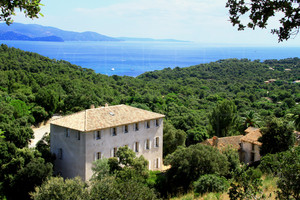 Sea view Castle in Gaou Bnat