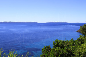 villa with sea view in Rayol Canadel